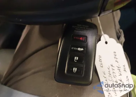 2016 Lexus Es 350 z USA, uszkodzony, nr VIN JTHBK1GG3G2215347